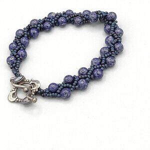 Womens Blue Beaded Bangle Bracelet Silver Tone Metal Toggle Clasp 6 3/4